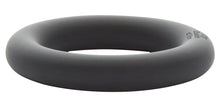 Laden Sie das Bild in den Galerie-Viewer, A Perfect O Silicone Cock Ring
