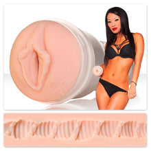 Laden Sie das Bild in den Galerie-Viewer, Asa Akira Dragon
